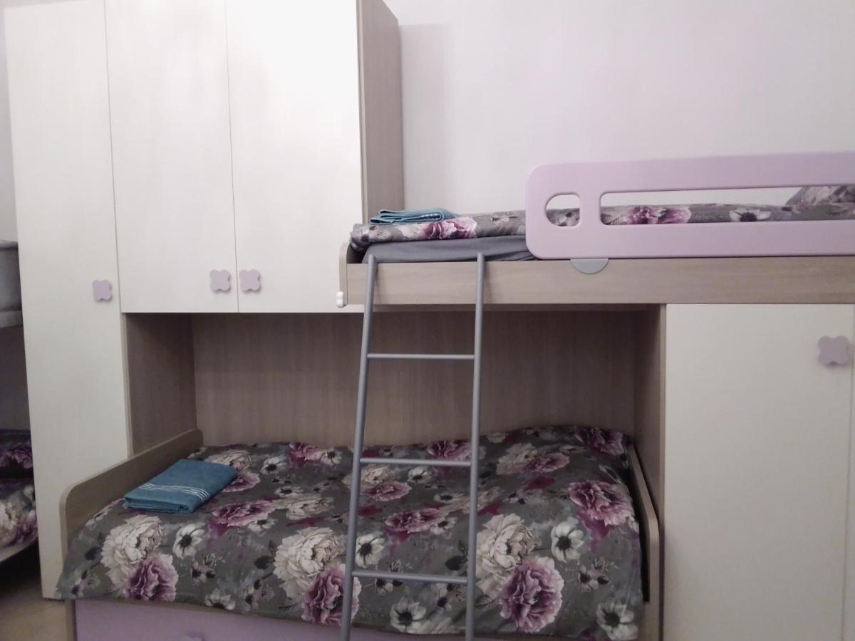 Gigli, Rooms Con Cucina In Comune E Terrazza Milánó Kültér fotó