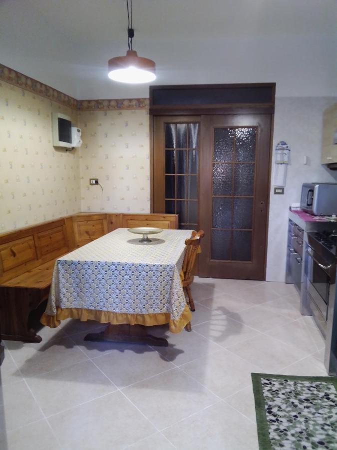 Gigli, Rooms Con Cucina In Comune E Terrazza Milánó Kültér fotó