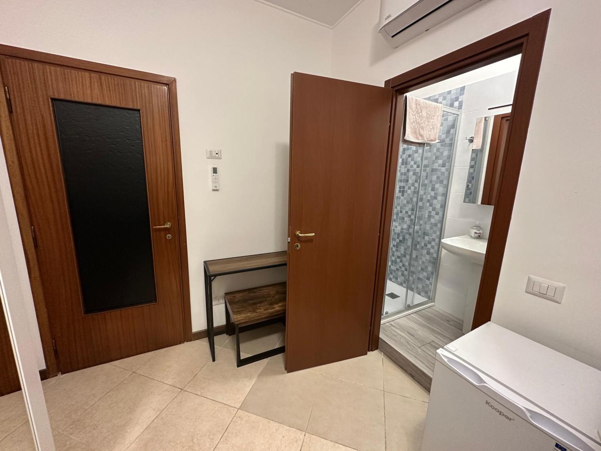 Gigli, Rooms Con Cucina In Comune E Terrazza Milánó Kültér fotó